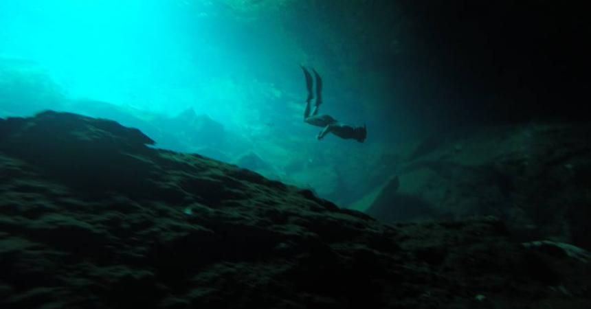 Cenote freediving